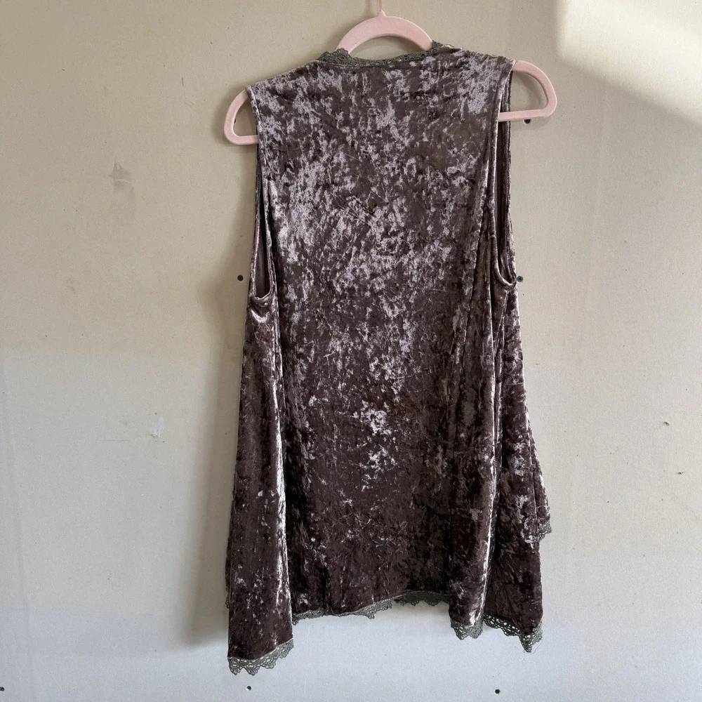 Listicle Crushed Velvet Open Front Vest with Lace Trim & Pockets - Medium